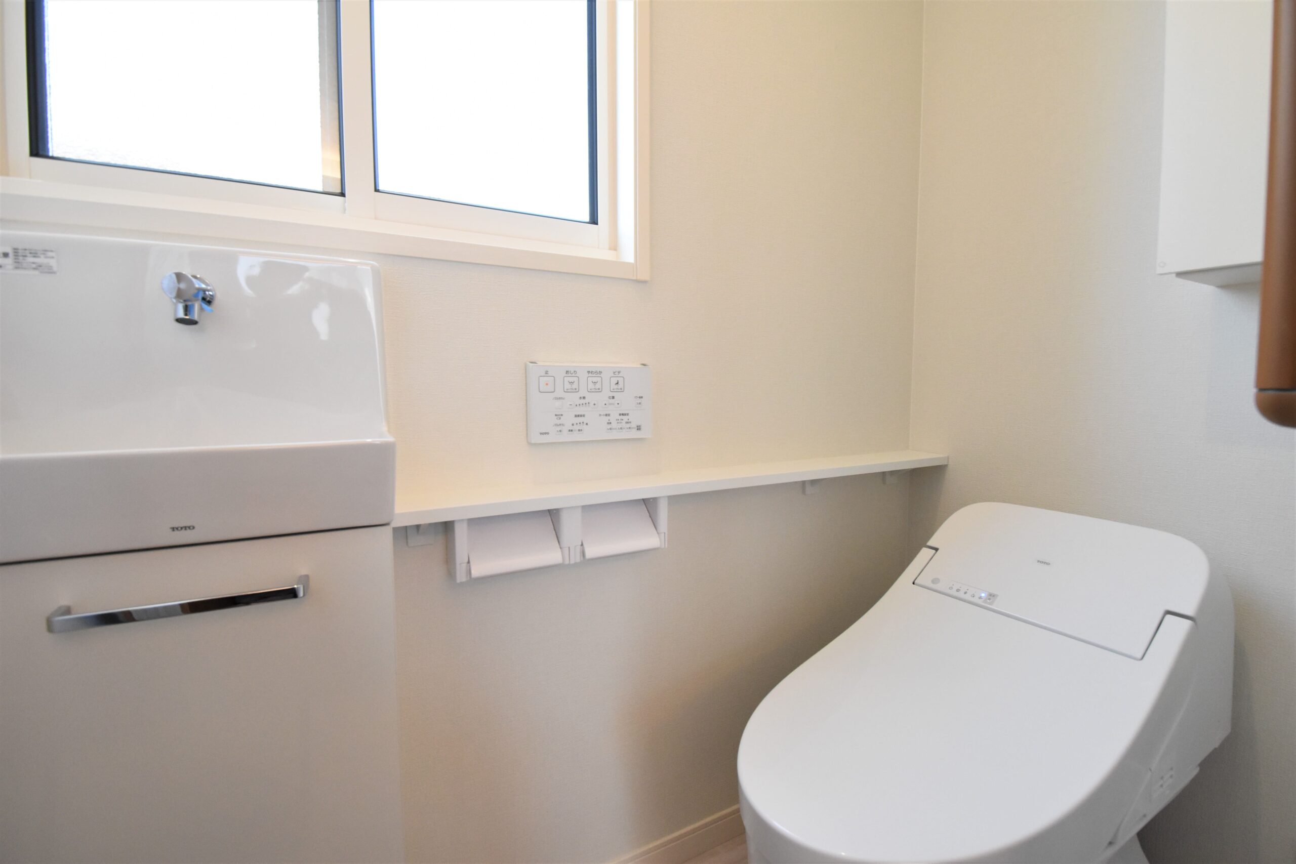 【ミサワホーム施工】未入居 金光町占見新田・高天井リビングのZEH住宅 1号棟