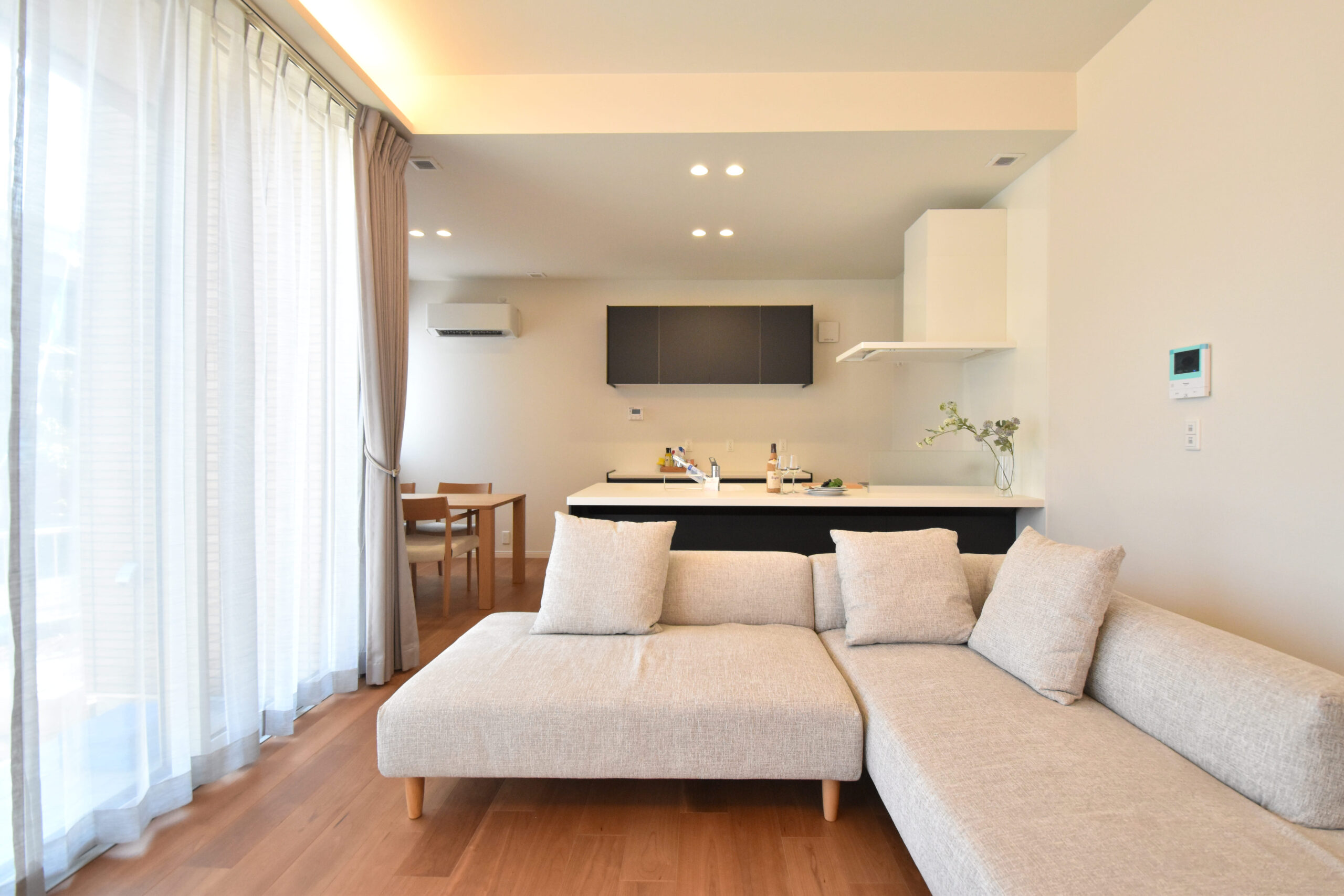 【ミサワホーム施工】未入居 金光町占見新田・高天井リビングのZEH住宅 1号棟