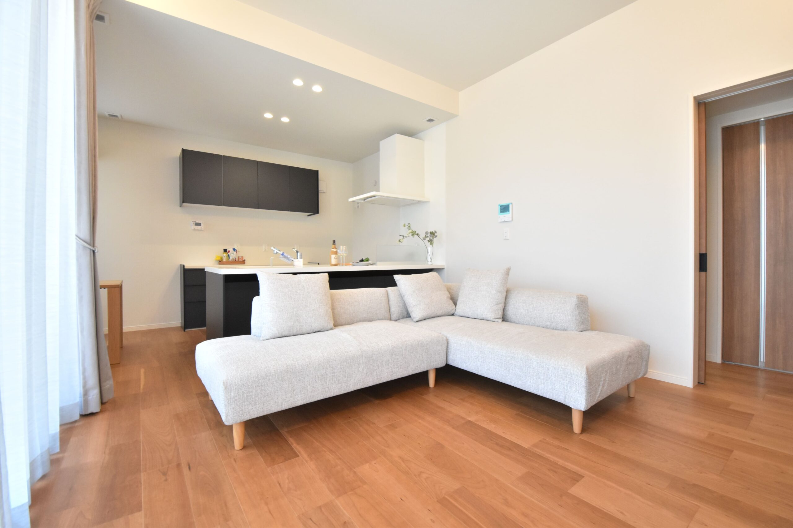 【ミサワホーム施工】未入居 金光町占見新田・高天井リビングのZEH住宅 1号棟