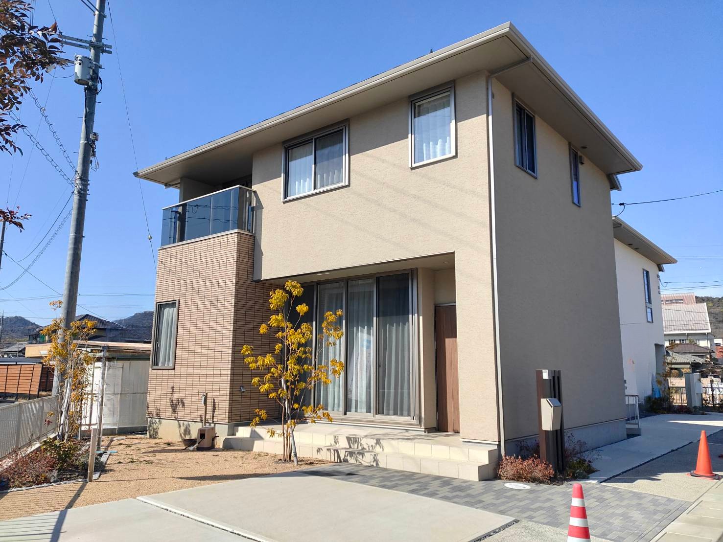 【ミサワホーム施工】未入居 金光町占見新田・高天井リビングのZEH住宅 1号棟