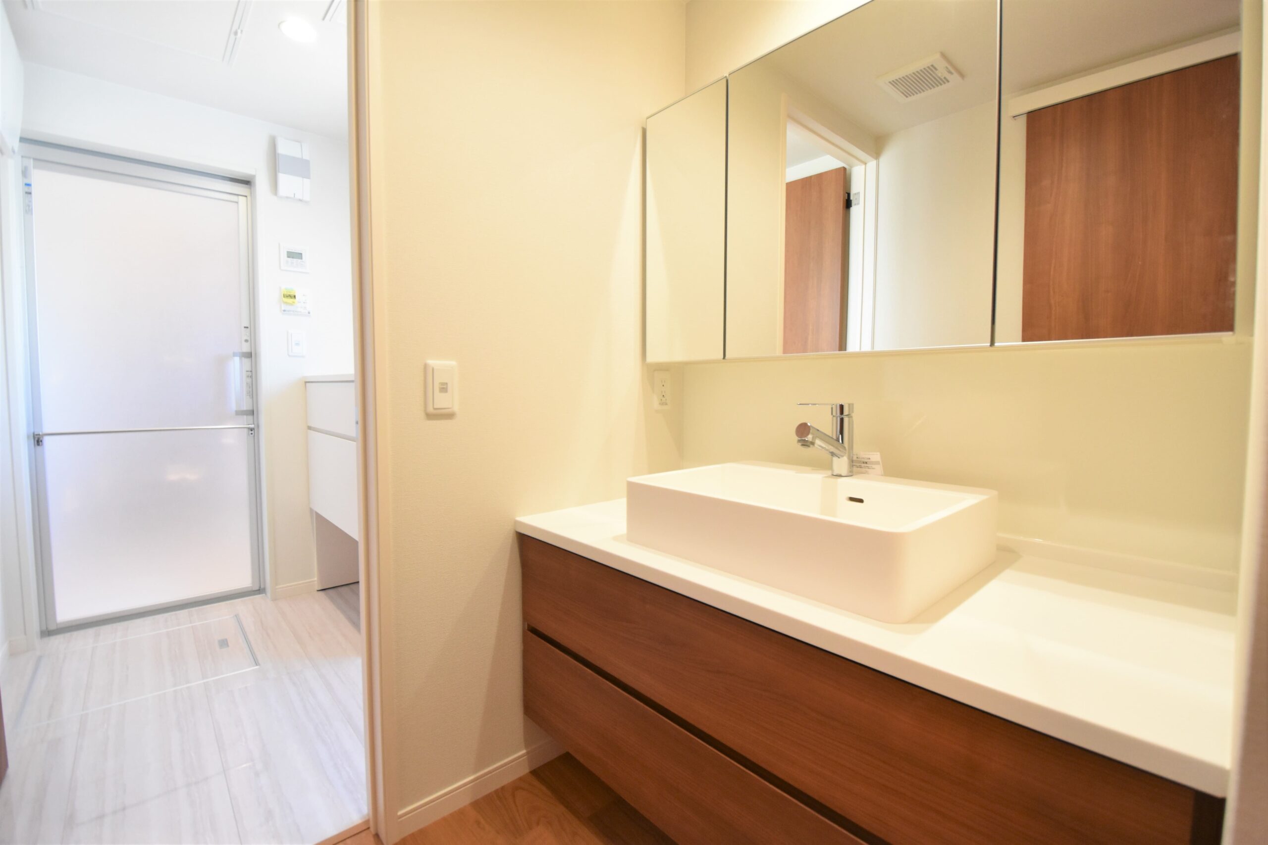 【ミサワホーム施工】未入居 金光町占見新田・高天井リビングのZEH住宅 1号棟